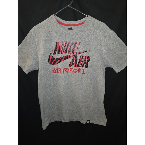 Nike AIR FORCE 1 T Shirt Mens Large Gray‎ Red Black Short Sleeve Crew Neck NEW! - Picture 1 of 7